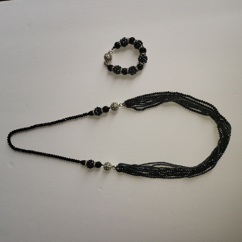 3-piece black beaded necklace w/crystals accents.